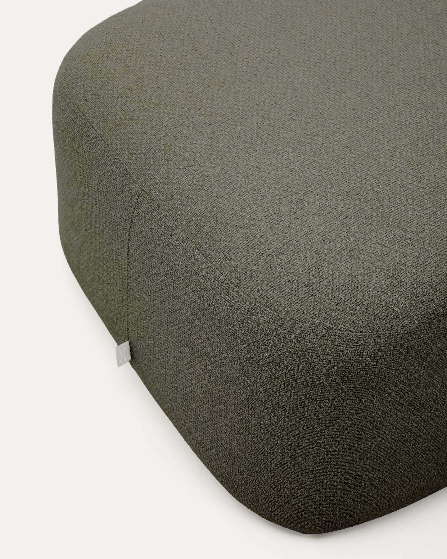 Schwer entflammbare Fussablage Martina in grüner Chenille 123 x 85 cm in Grün präsentiert im Onlineshop von KAQTU Design AG. Pouf ist von Kave Home