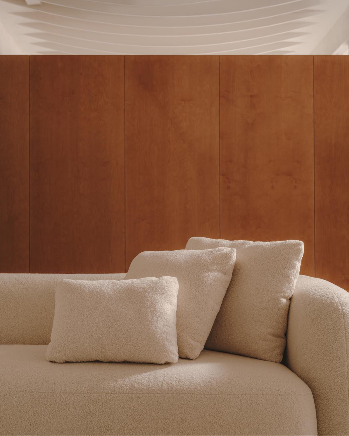 Martina Kissen: Ecru Bouclé, 60x52 cm, luxuriös von Kave Home.