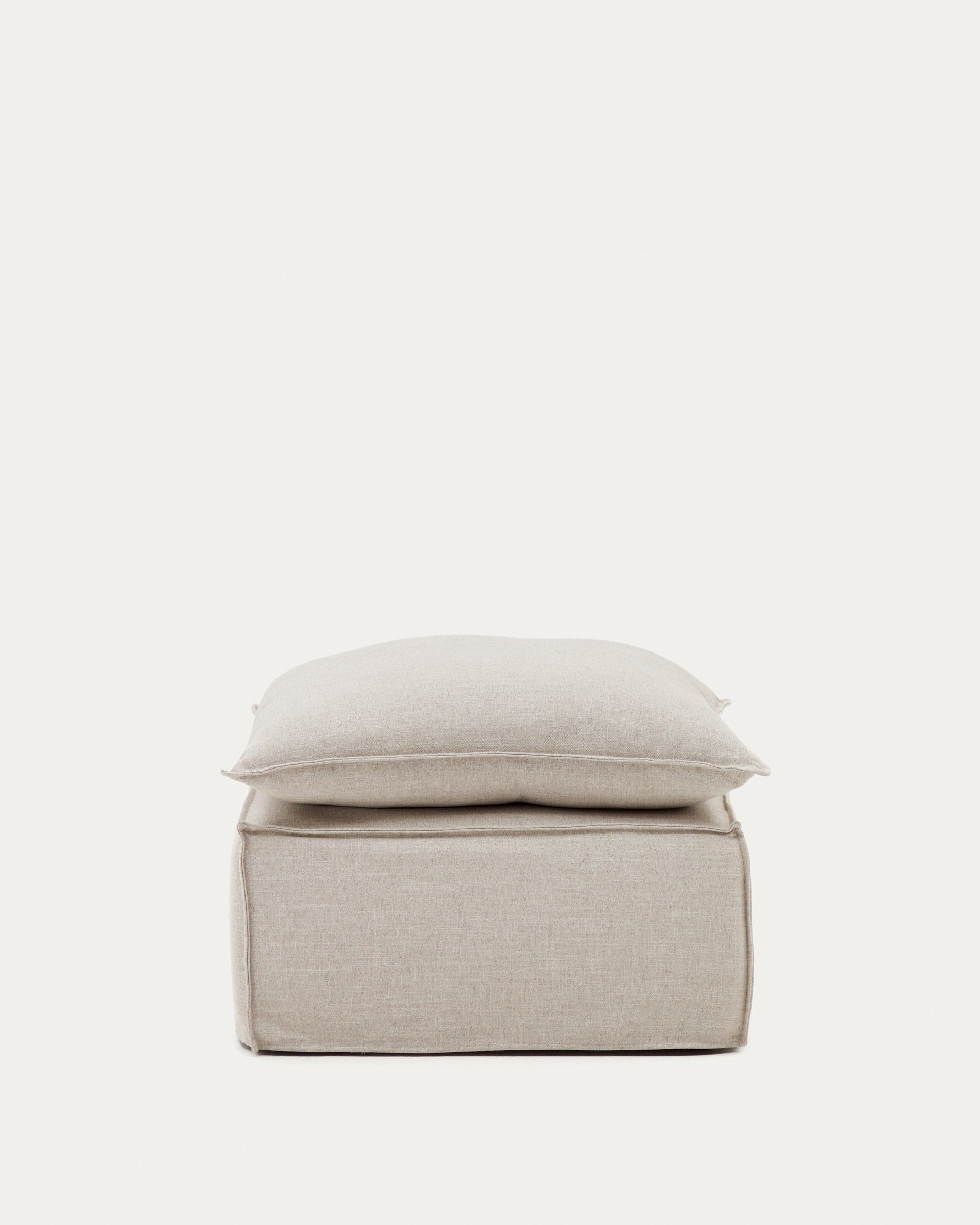 Bezug für Anarela Fussablage, 80x80 cm, aus beigem Leinen von Kave Home. Stilvoll, hochwertig und pflegeleicht.