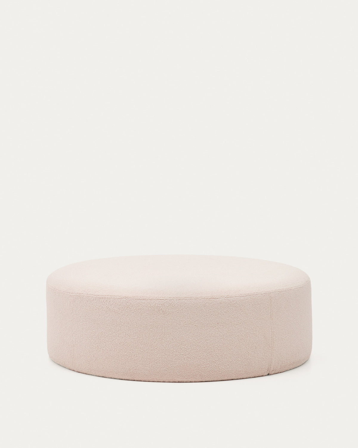 Fusshocker Kaeli mit abnehmbarem Bezug in rosa Bouclé Ø 120 cm in Rosa präsentiert im Onlineshop von KAQTU Design AG. Ottoman ist von Kave Home