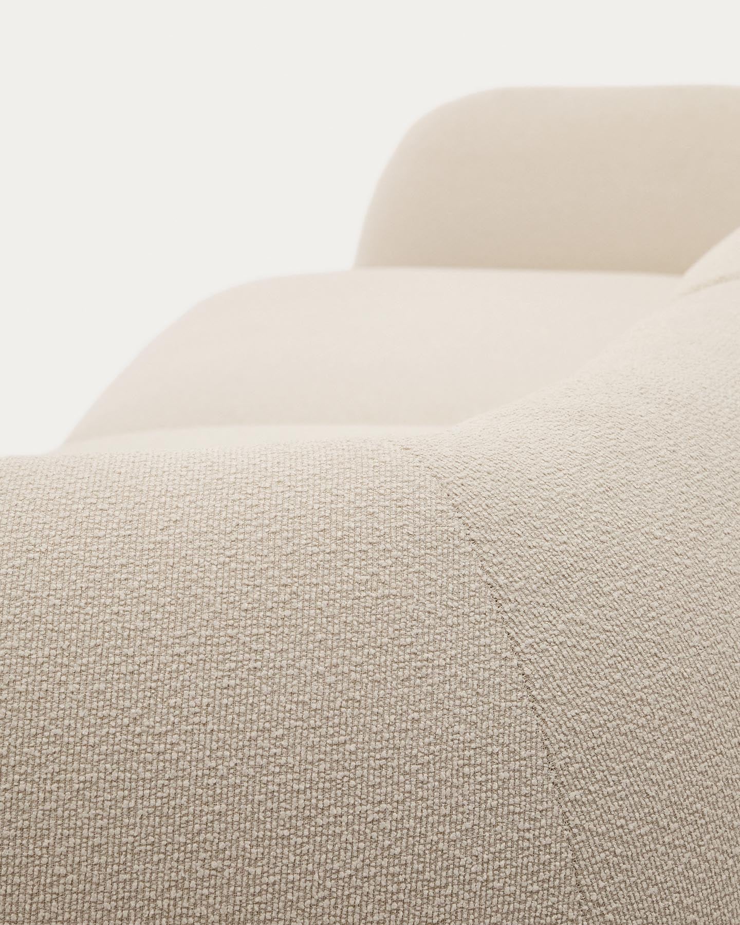 Schwer entflammbares 3-Sitzer-Modularsofa Martina mit Chenille und Chaiselongue rechts in Ecru 287 cm in Ecru präsentiert im Onlineshop von KAQTU Design AG. L-Sofa rechts ist von Kave Home
