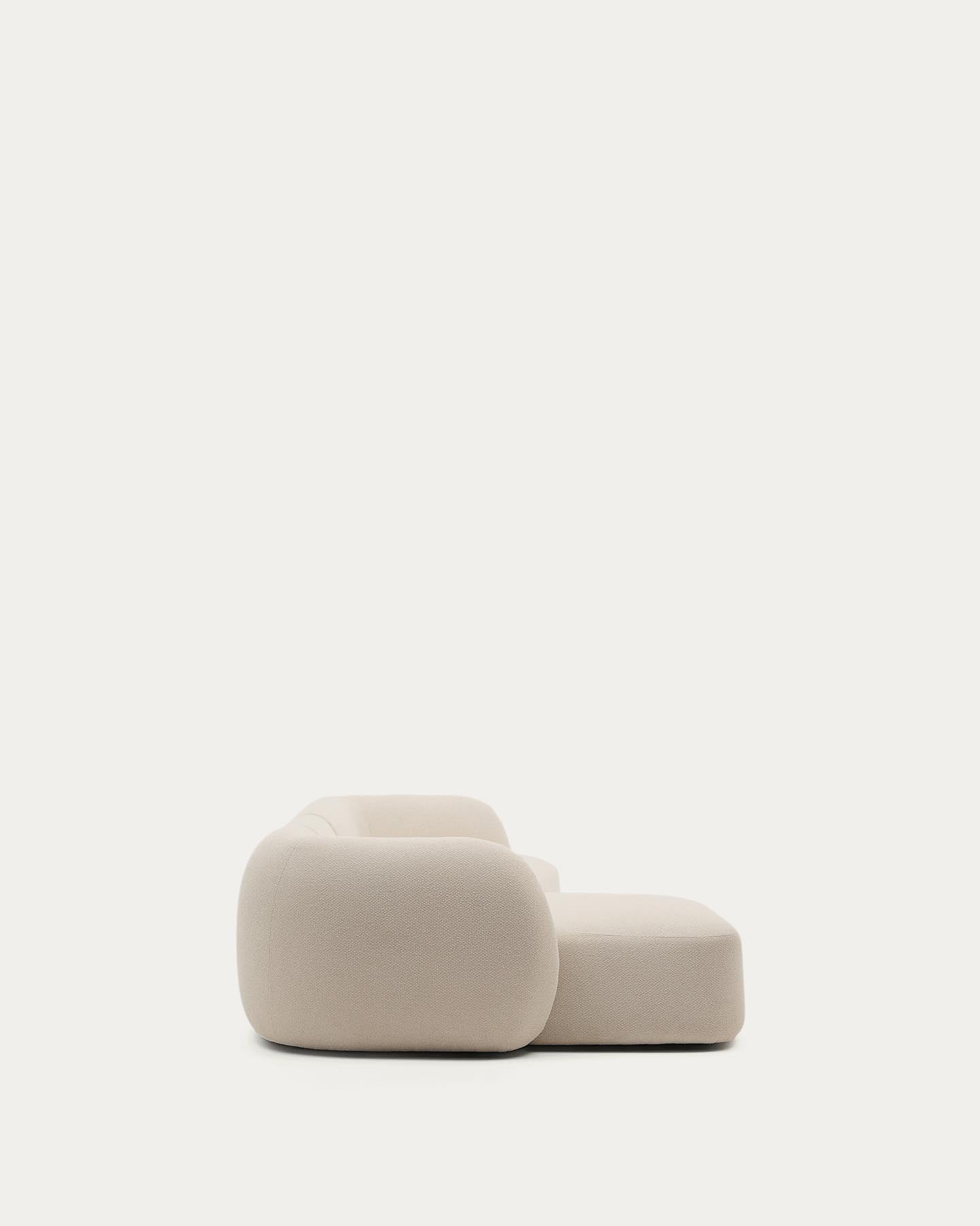 Schwer entflammbares 4-Sitzer-Modularsofa Martina mit Chenille und Chaiselongue links in Ecru 377 cm in Ecru präsentiert im Onlineshop von KAQTU Design AG. L-Sofa links ist von Kave Home