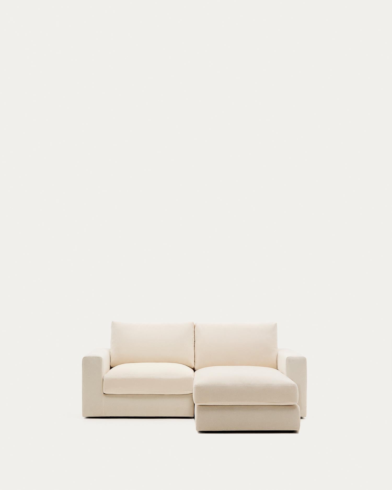 Modulares Sofa Alea für 3 Personen mit abnehmbarem Bezug aus Chenille mit Chaiselongue rechts in Ecru, 220 cm in Ecru präsentiert im Onlineshop von KAQTU Design AG. 3er Sofa ist von Kave Home