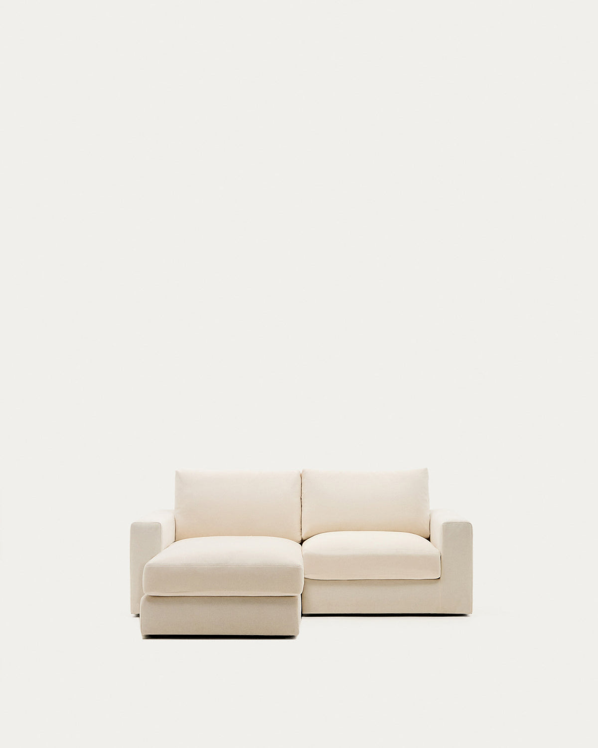 Modulares Sofa Alea für 3 Personen mit abnehmbarem Bezug aus Chenille mit Chaiselongue links in Ecru, 220 cm in Ecru präsentiert im Onlineshop von KAQTU Design AG. L-Sofa links ist von Kave Home