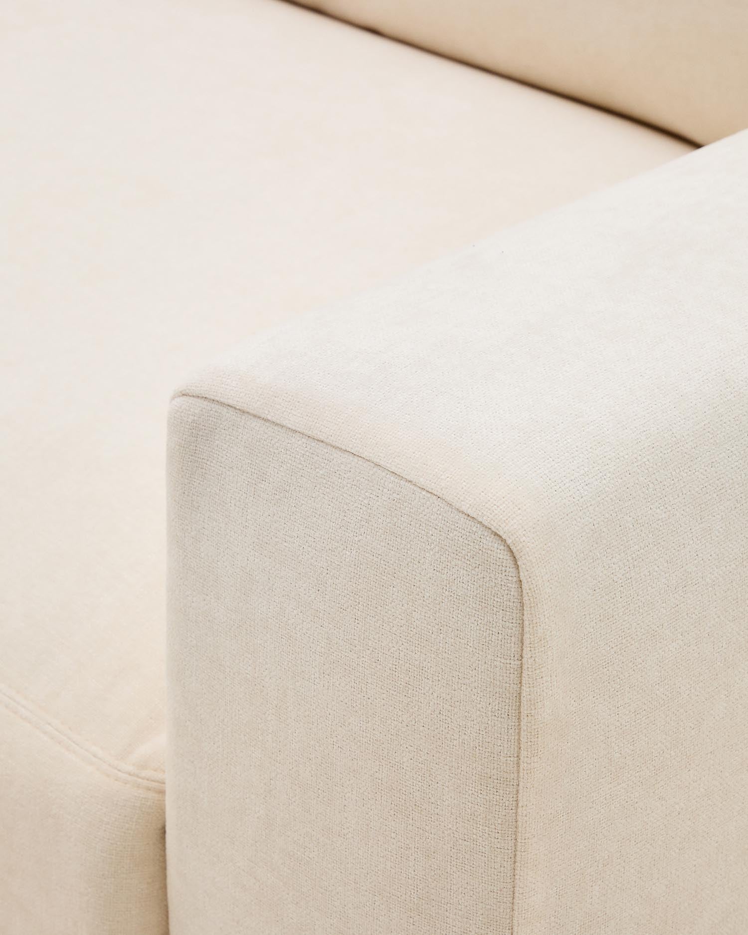 Erleben Sie das modulare Sofa Alea für 4 Personen mit abnehmbarem Chenillebezug und komfortabler Chaiselongue links – der perfekte Blickfang für Ihr Zuhause!