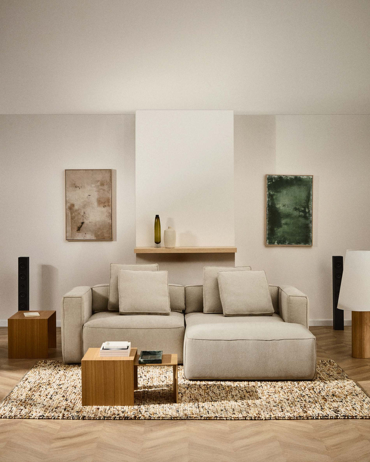 3-Sitzer Bettsofa Marela mit Chaiselongue rechts in beiger Chenille, 236 cm, FSC Mix Credit in Beige präsentiert im Onlineshop von KAQTU Design AG. Bettsofa ist von Kave Home