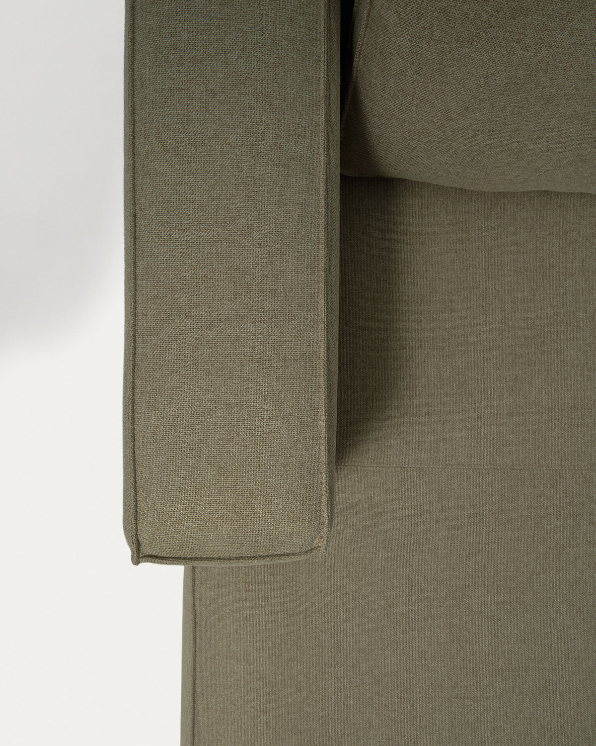 Dunkelgrünes Bettsofa Marela mit Chaiselongue links, Gewebebezug und schwarzen Beinen