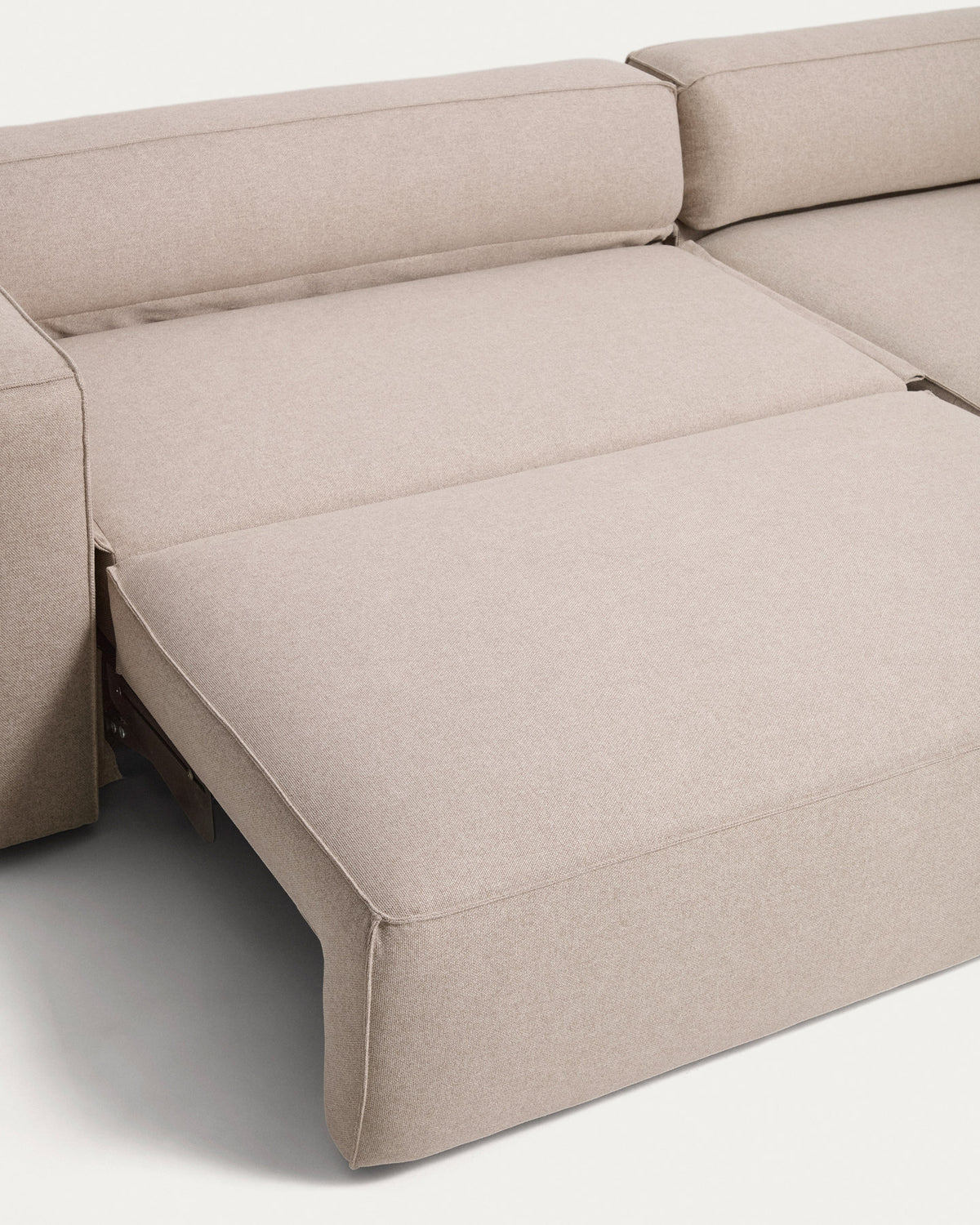 Beiges 4-Sitzer-Bettsofa Marela mit Chaiselongue rechts, Gewebebezug und schwarzen Beinen