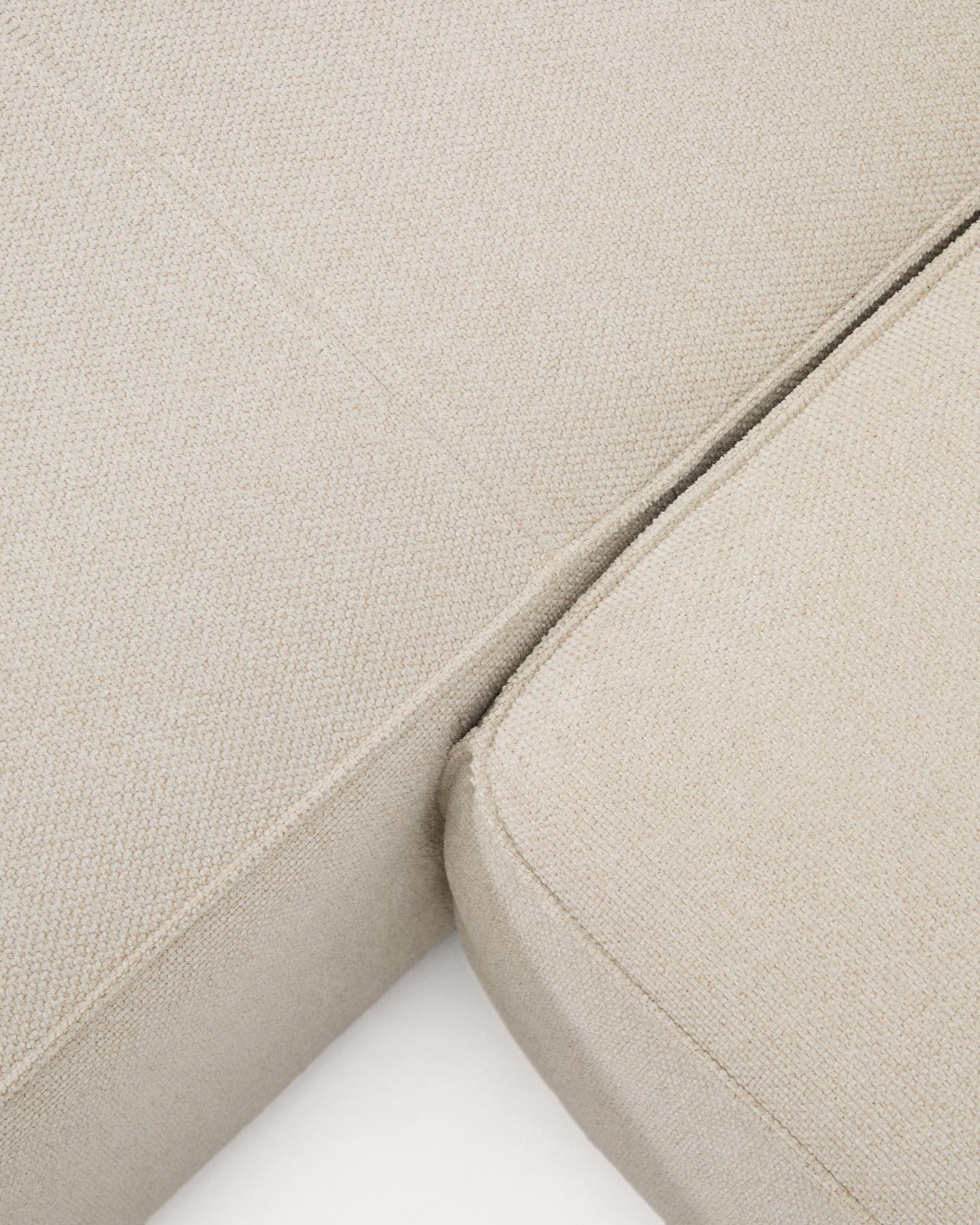 3-Sitzer Bettsofa Marela mit Chaiselongue links in beiger Chenille, 276 cm, FSC Mix Credit in Beige präsentiert im Onlineshop von KAQTU Design AG. Bettsofa ist von Kave Home