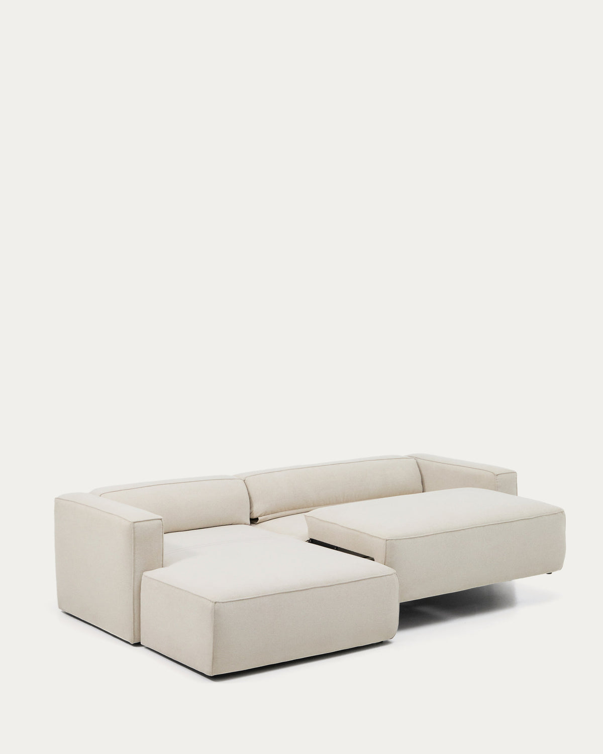 3-Sitzer Bettsofa Marela mit Chaiselongue links in beiger Chenille, 276 cm, FSC Mix Credit in Beige präsentiert im Onlineshop von KAQTU Design AG. Bettsofa ist von Kave Home