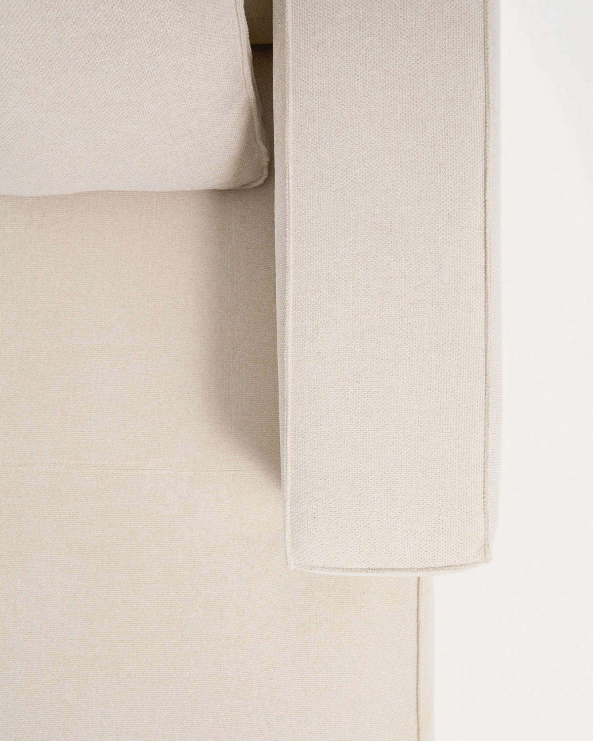 Ecrufarbenes 3-Sitzer-Bettsofa Marela aus Chenille mit Chaiselongue rechts und schwarzen Beinen