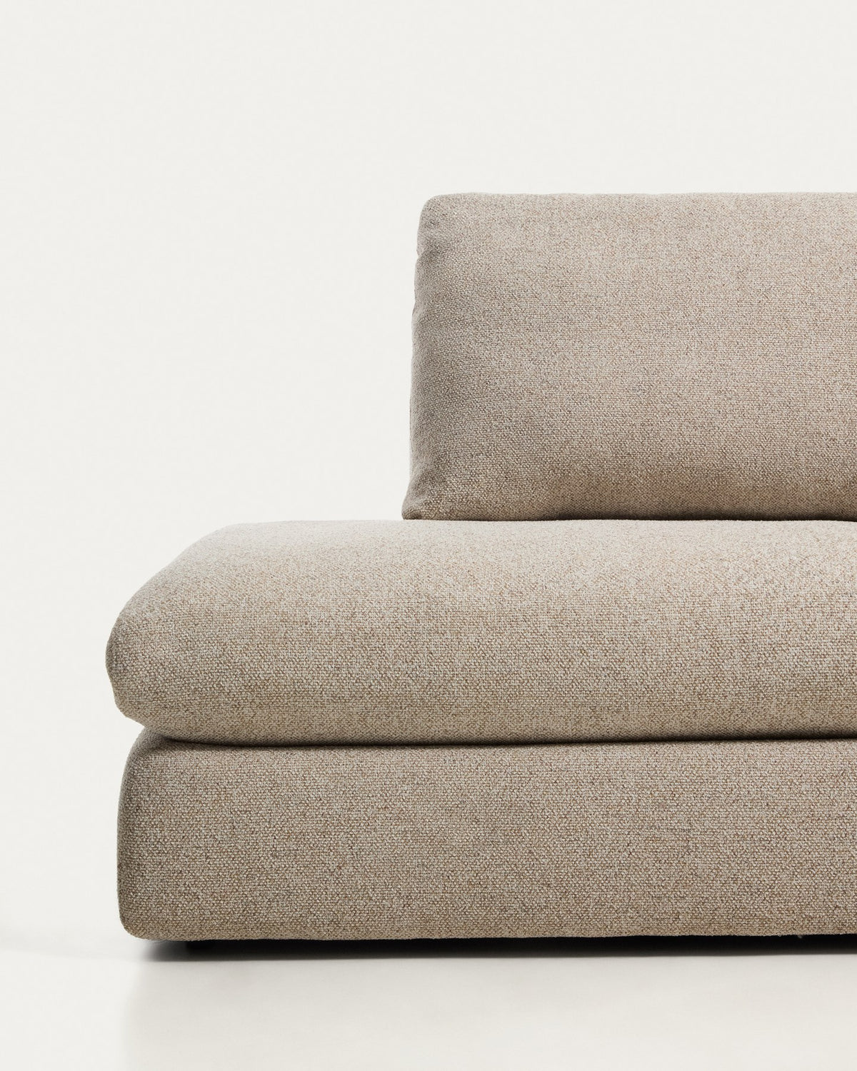 5-Sitzer Ecksofa Vera mit Randmodul links in Beige, 245 x 330 cm, FSC Mix Credit in Beige präsentiert im Onlineshop von KAQTU Design AG. 5er Sofa ist von Kave Home