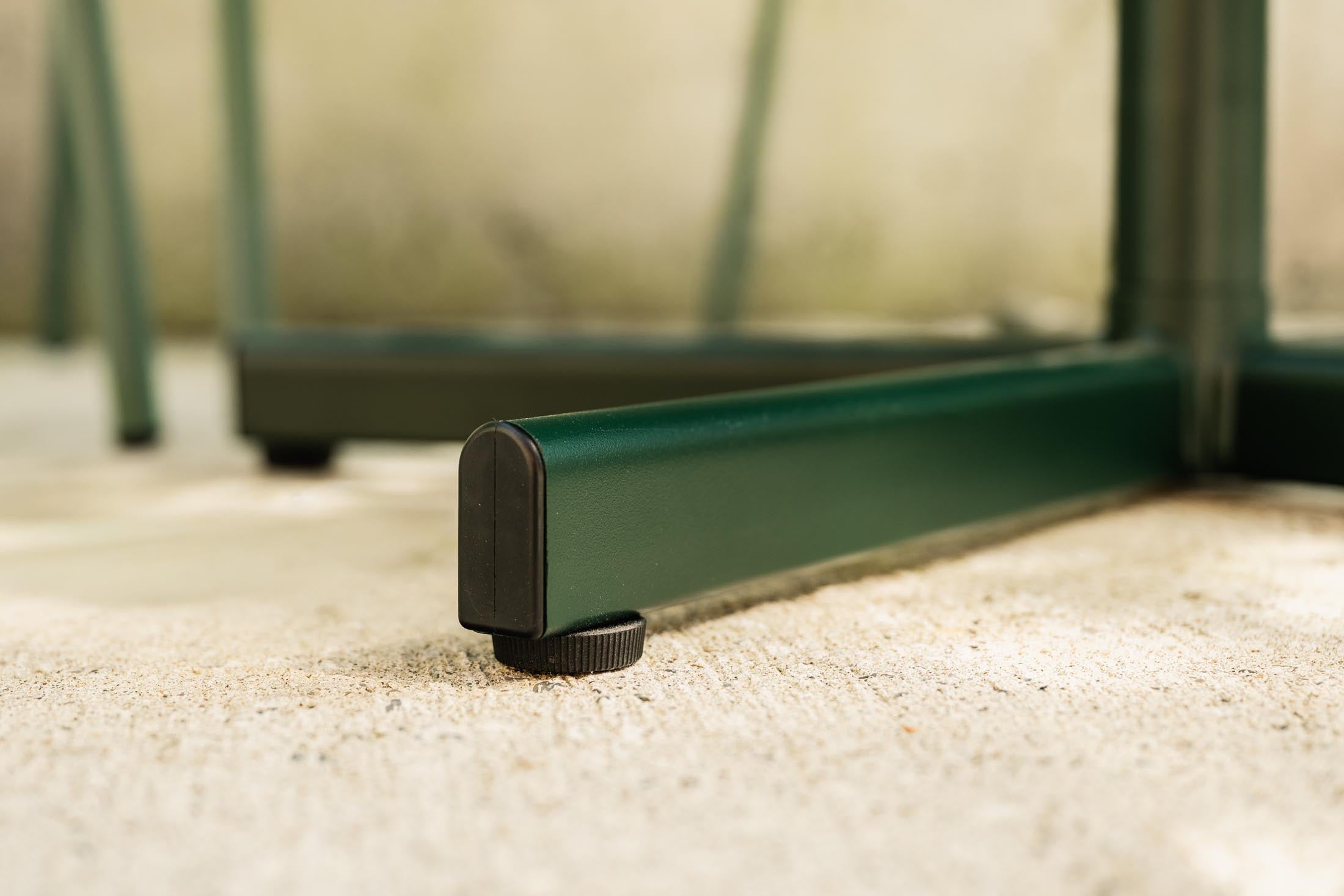 Schaffner Bodensee Glasfaser-Gartentisch 80x80 cm, klappbar, wetterfest, hitzebeständig, langlebig und elegantes Design für Ihren Garten oder Balkon.