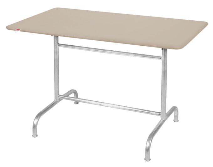 Rigi Metall-Gartentisch 120x70 klappbar in Pastellbraun / Feuerverzinkt präsentiert im Onlineshop von KAQTU Design AG. Gartentisch ist von Schaffner