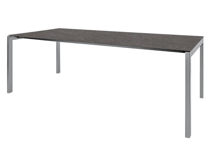 Stilvoller Gartentisch: Fiberglastisch Luzern 220x100 von Schaffner – robust, wetterfest, pflegeleicht, mit Edelstahlgestell.