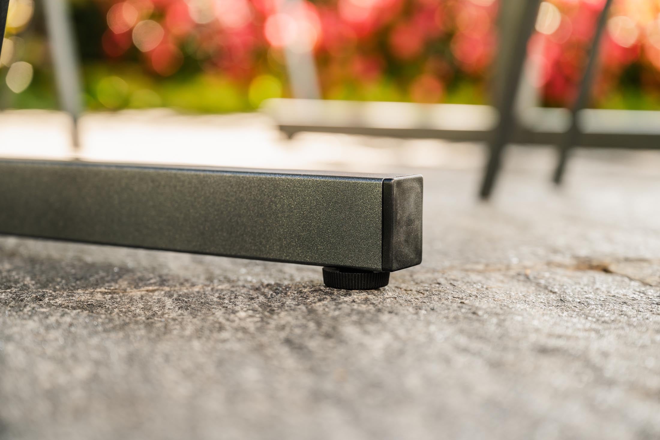 Luzern Glasfaser-Gartentisch Decor 140x80 klappbar in Graphit / Anthrazit präsentiert im Onlineshop von KAQTU Design AG. Gartentisch ist von Schaffner