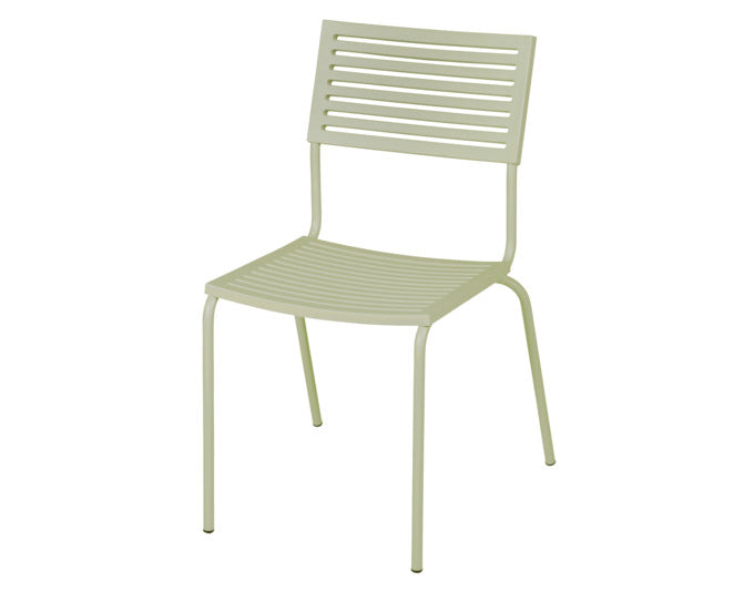 Bodensee Lamello-Gartenstuhl ohne Armlehne in Pastellgrün präsentiert im Onlineshop von KAQTU Design AG. Gartenstuhl ist von Schaffner