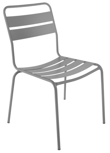 Robuster Glarus Metall-Gartenstuhl ohne Armlehne, wetterfest, UV-beständig, langlebig, Schweizer Qualität, pflegeleicht, perfekt für Garten, Terrasse & Gastronomie.