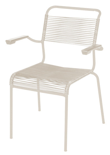 Säntis Spaghetti Stuhl mit Armlehne: Stilvoller Komfort für den Außenbereich. Wetterfest, stapelbar und in vielen Farben erhältlich.