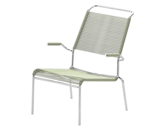 Säntis Lounger Spaghetti mit Armlehne Hochlehner in Pastellgrün / Feuerverzinkt präsentiert im Onlineshop von KAQTU Design AG. Outdoor-Sessel mit Armlehnen ist von Schaffner