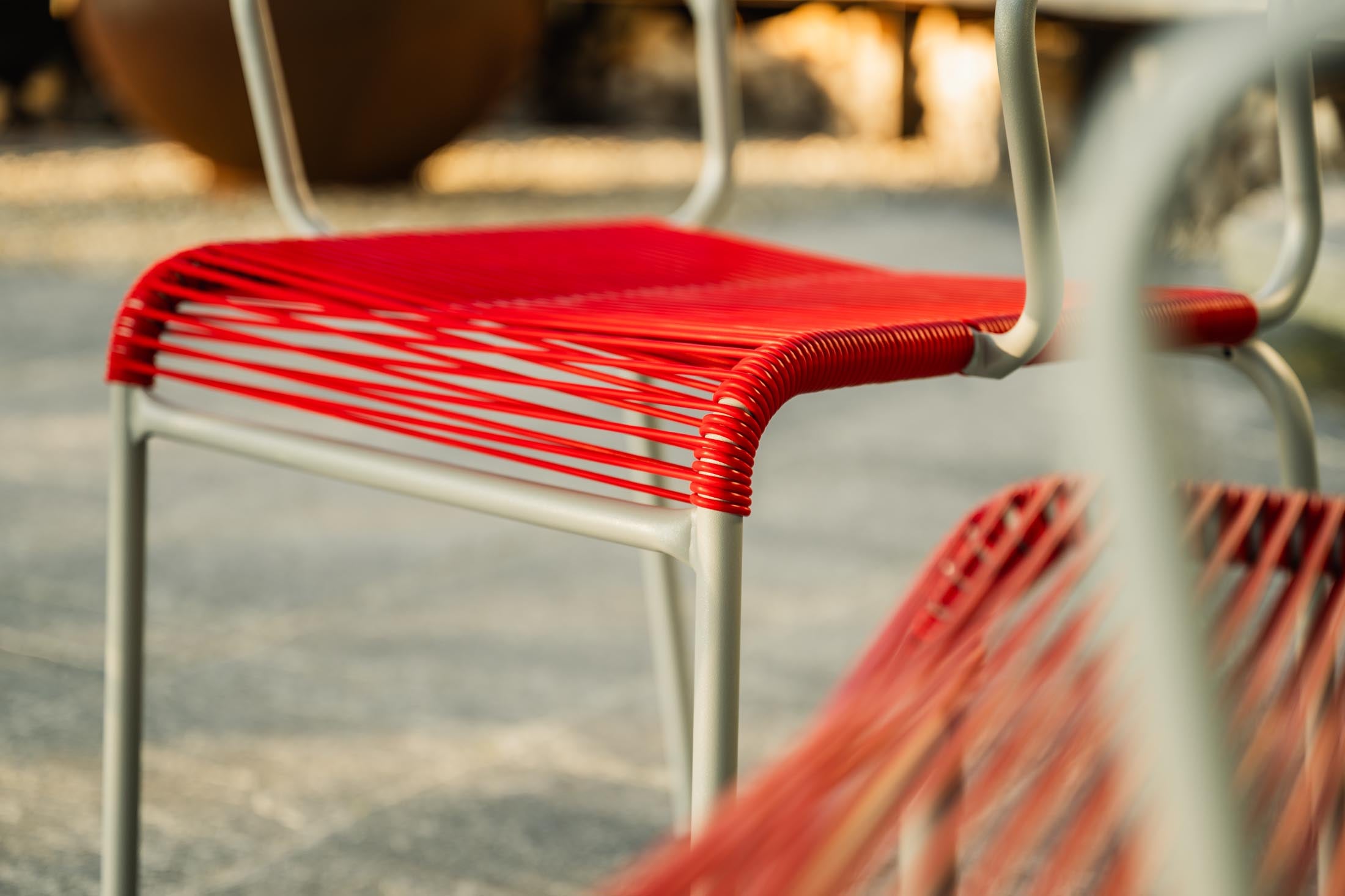 Rigi Metall-Gartentisch 120x70 klappbar in Rot präsentiert im Onlineshop von KAQTU Design AG. Gartentisch ist von Schaffner