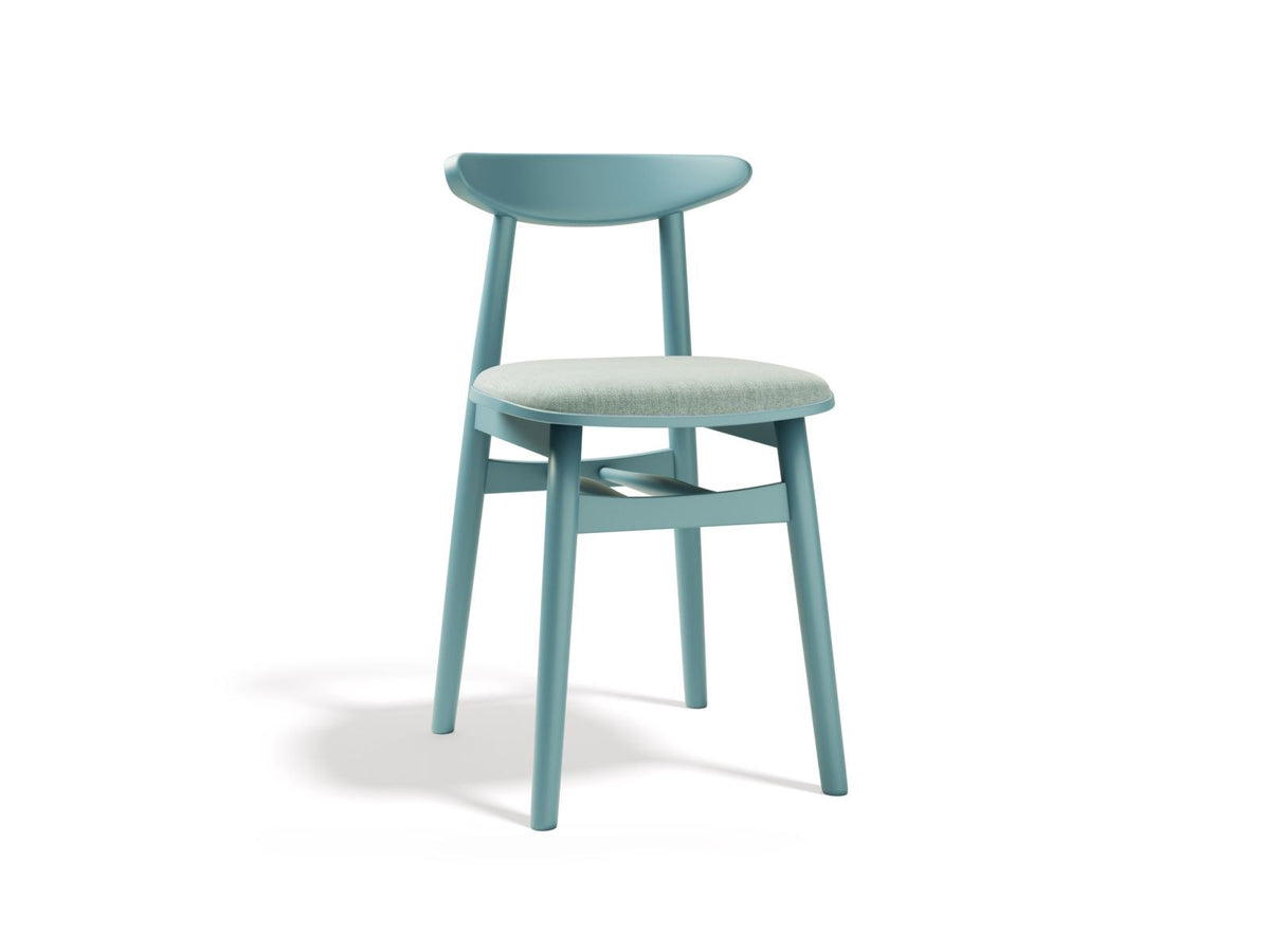 Zwei Stühle des Modells Bony aus Massivholz Buche mit gepolstertem Sitz und Rückenlehne in mint-farbenem Stoff, Beine aus Buchenholz.