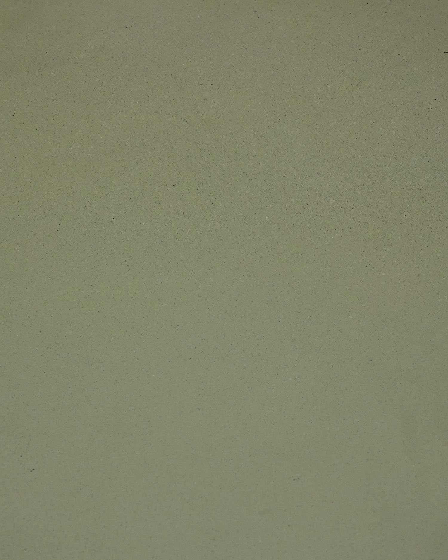 Der Couchtisch Aiguablava in stilvollem Grün (Ø 66 cm) kombiniert zeitgenössische Eleganz mit langlebigem, glasfaserverstärktem Beton – ideal für drinnen und draußen.