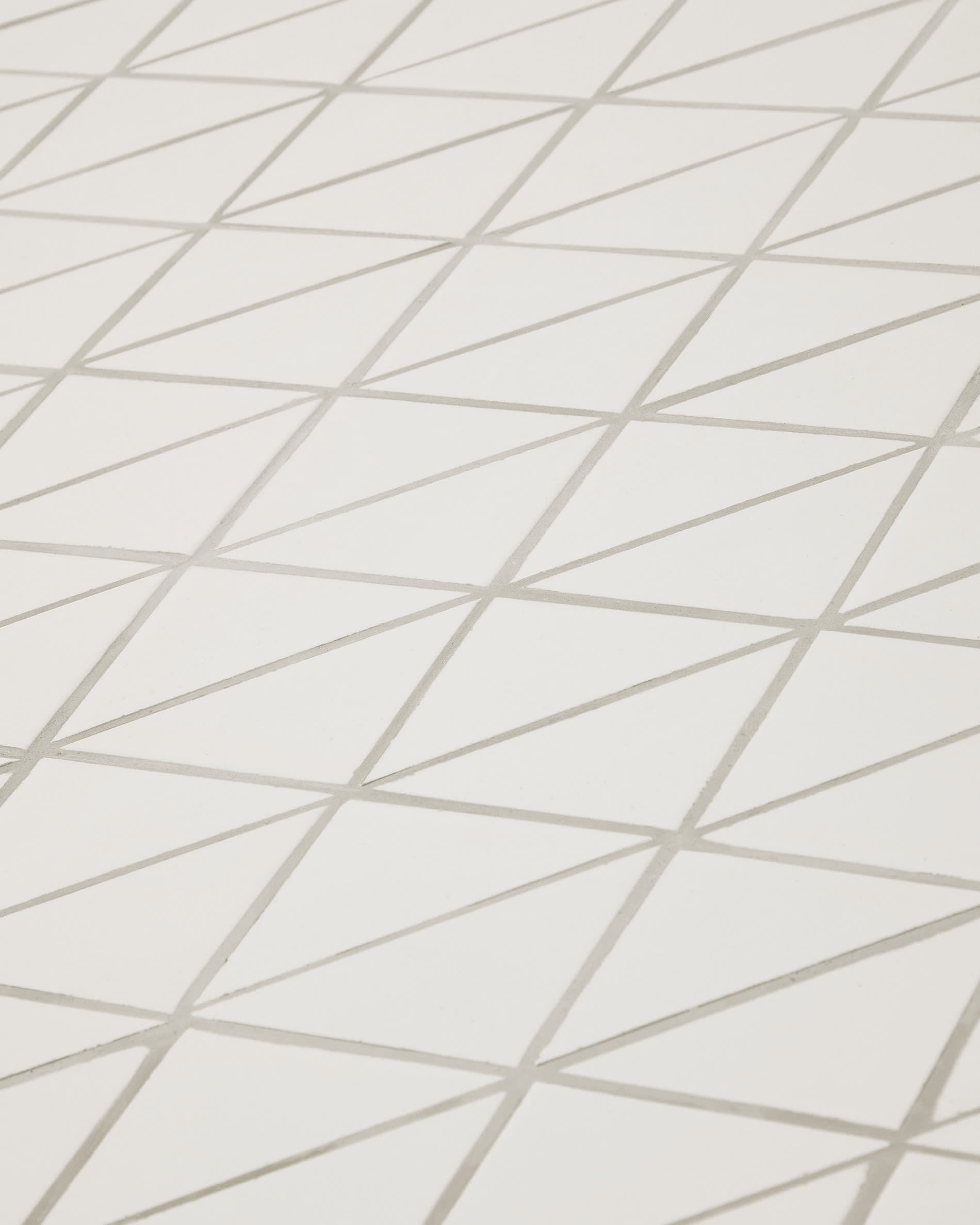 Stilvoller Outdoor-Tisch Maurina aus grün verzinktem Stahl mit eleganten Écru-Kacheln, 223 x 101 cm, ideal für gesellige Momente im Freien.