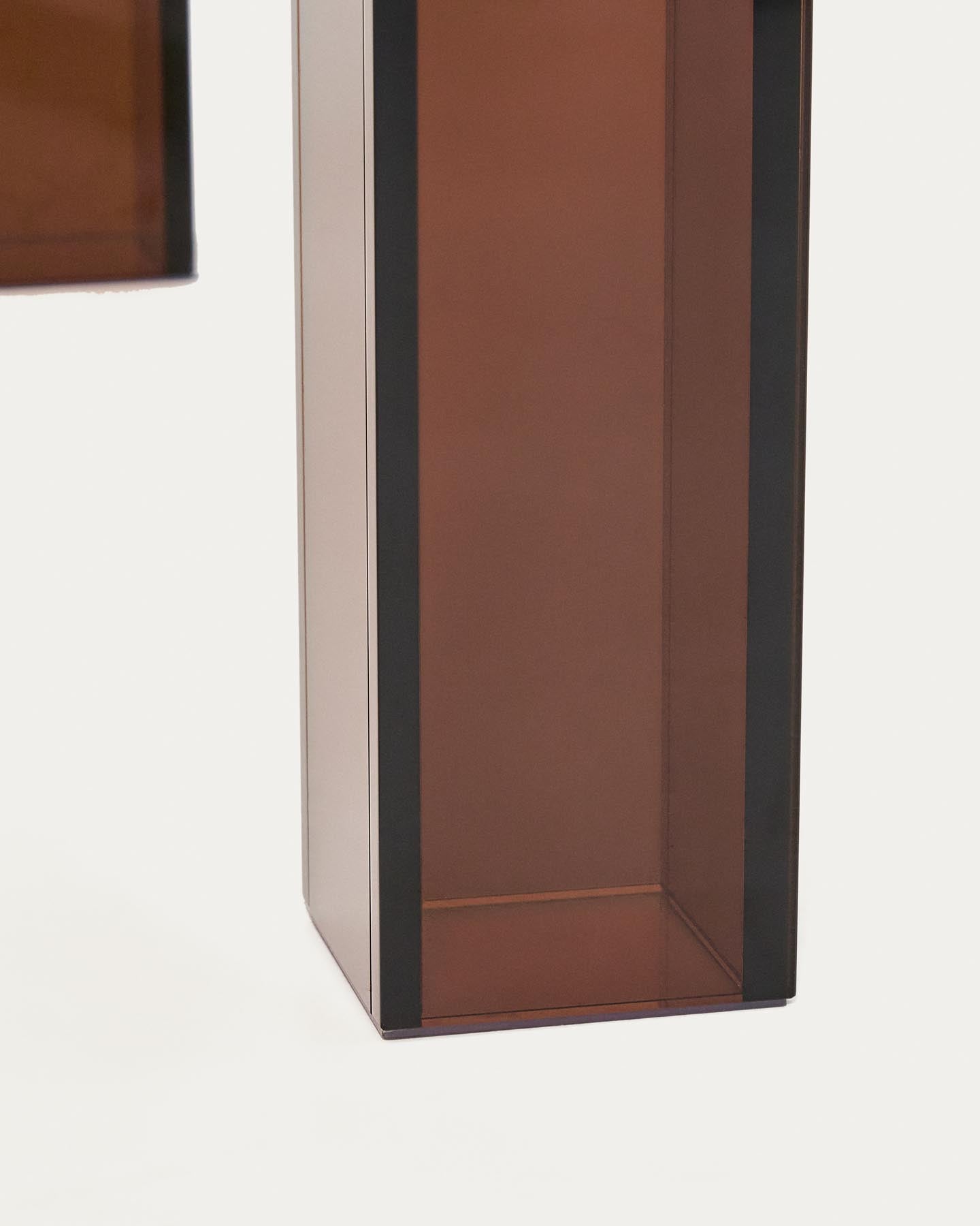 Tisch Adularia aus braunem Einscheiben-Sicherheitsglas, 160 x 90 cm in Braun präsentiert im Onlineshop von KAQTU Design AG. Esstisch ist von Kave Home