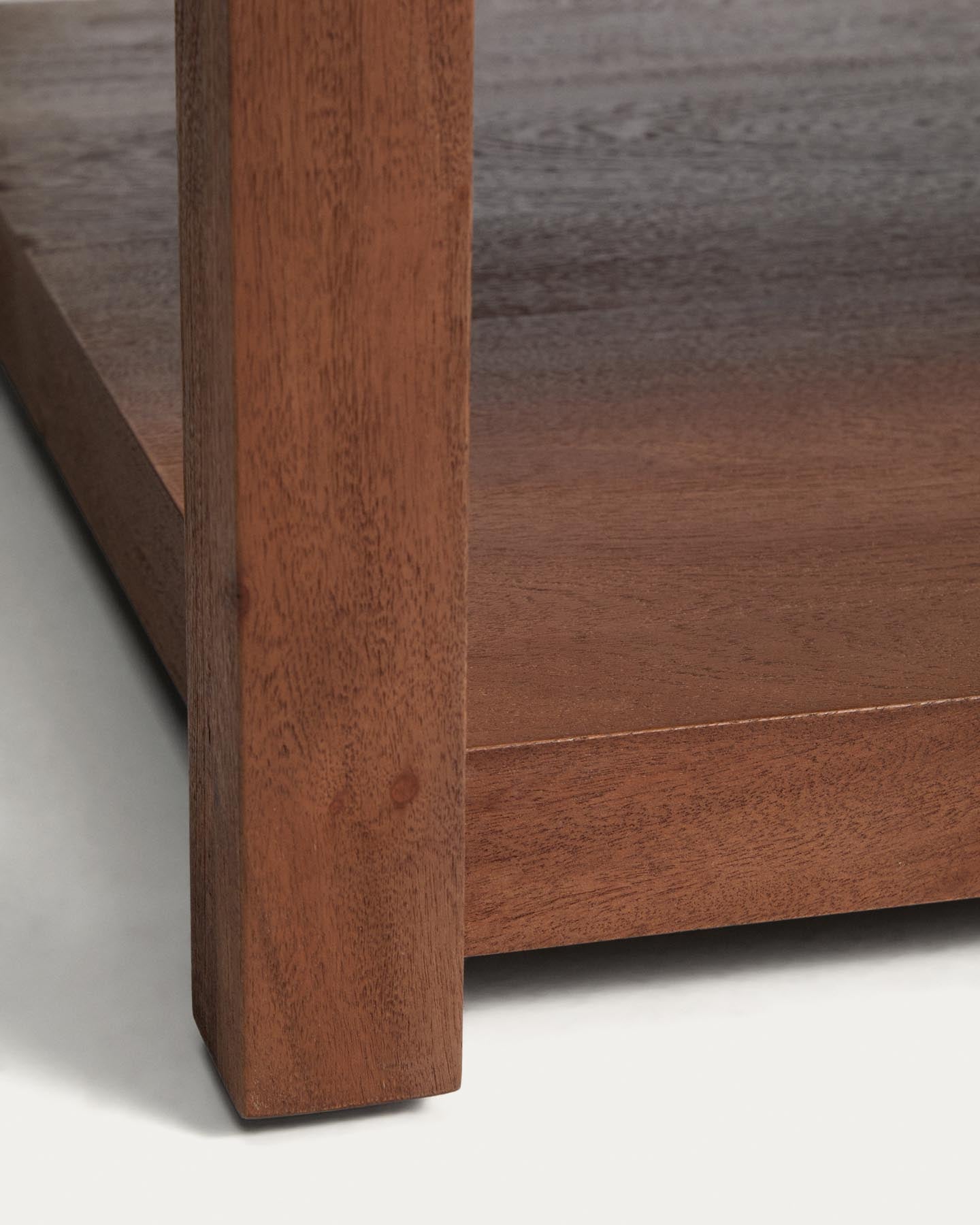Couchtisch Norani aus massivem Akazienholz und Akazienfurnier 150 x 70 cm in Braun präsentiert im Onlineshop von KAQTU Design AG. Esstisch ist von Kave Home