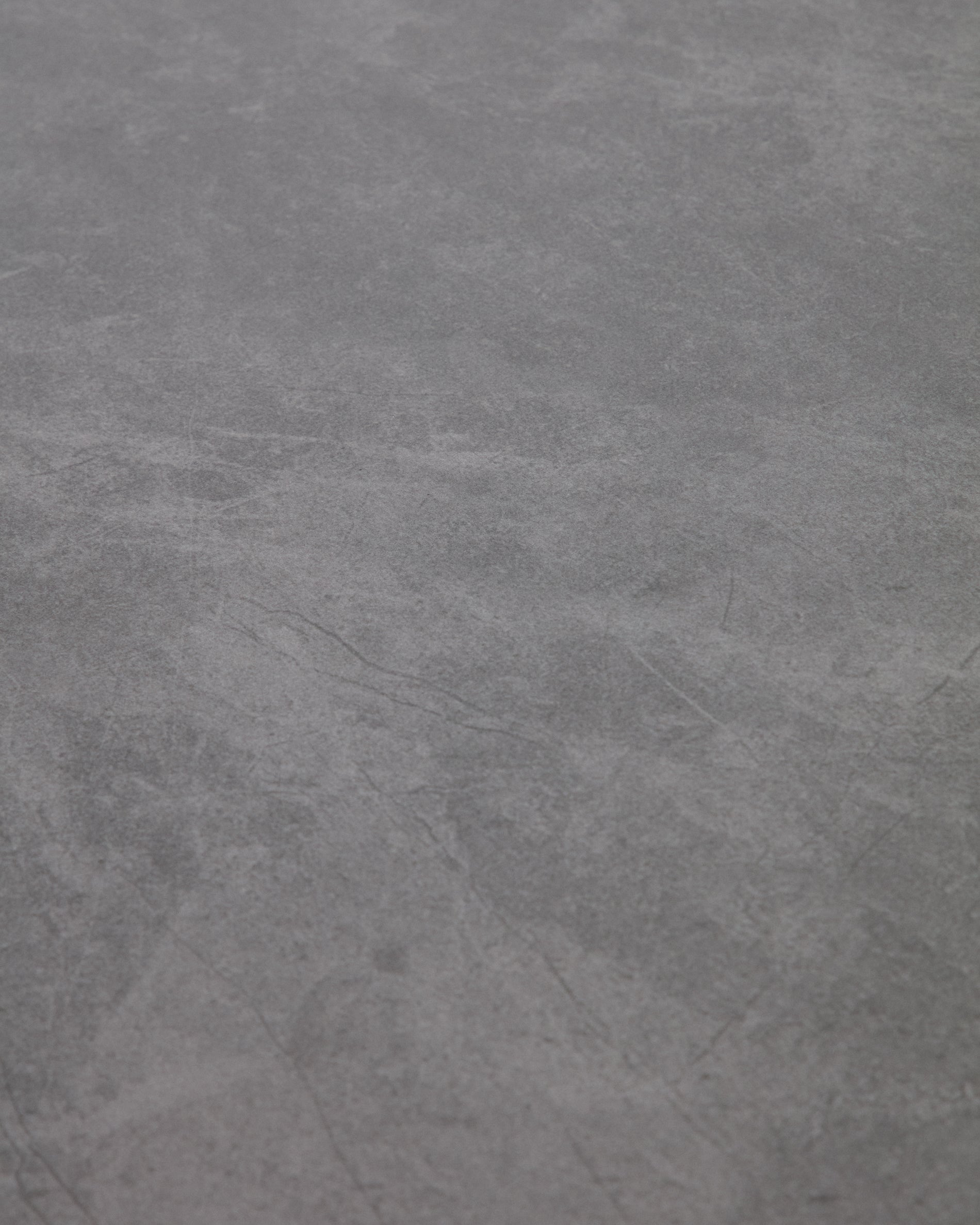 Tisch Anafi mit Tischplatte aus gesintertem Stein in Graphit, 220 x 100 cm in Grau präsentiert im Onlineshop von KAQTU Design AG. Gartentisch ist von Kave Home