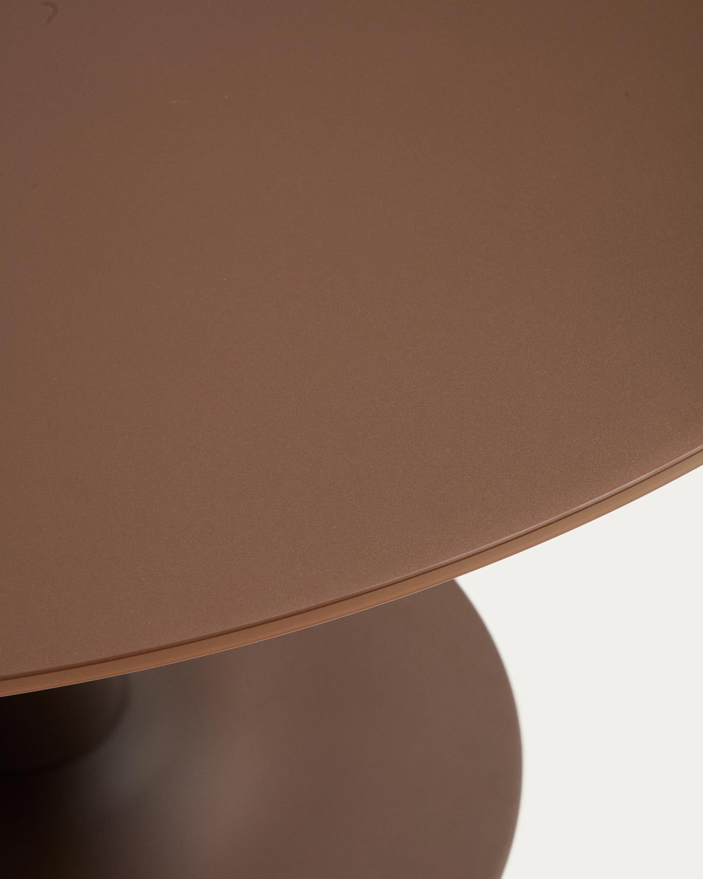 Runder Tisch Vedira aus Glas und braunem Stahl Ø 120 cm in Dunkelbraun präsentiert im Onlineshop von KAQTU Design AG. Esstisch ist von Kave Home