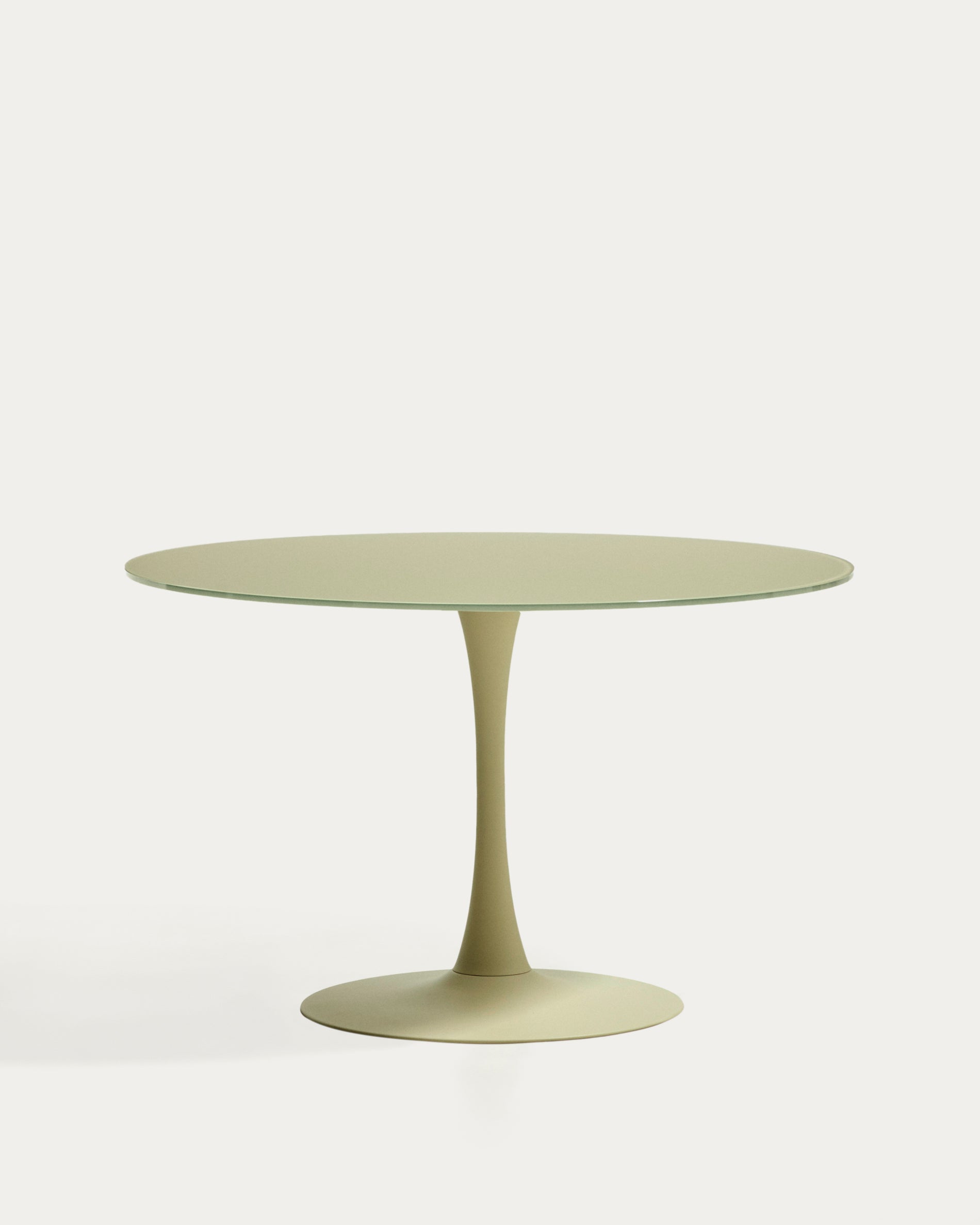 Runder Tisch Vedira aus Glas und grünem Stahl Ø 120 cm in Hellgrün präsentiert im Onlineshop von KAQTU Design AG. Esstisch ist von Kave Home