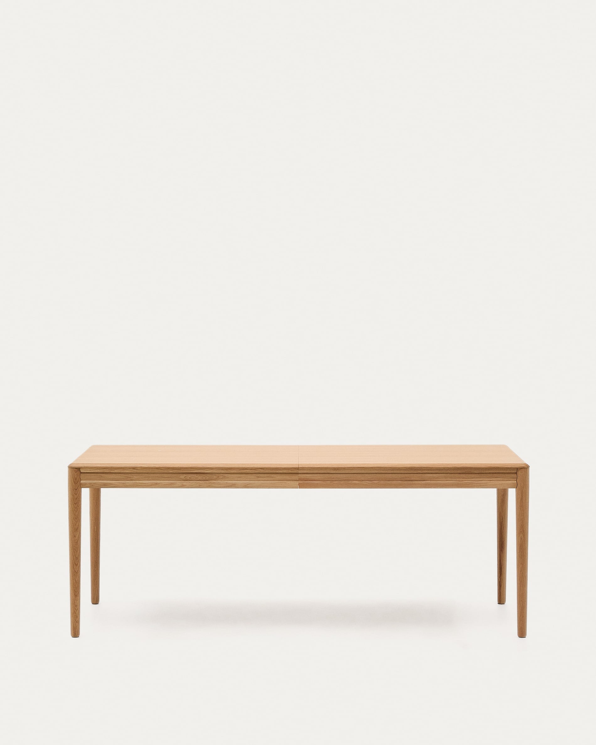 3D-Modell: Eleganter, erweiterbarer Lenon Tisch aus FSC-zertifiziertem Eichenholz, 200-280 cm, naturfarben.