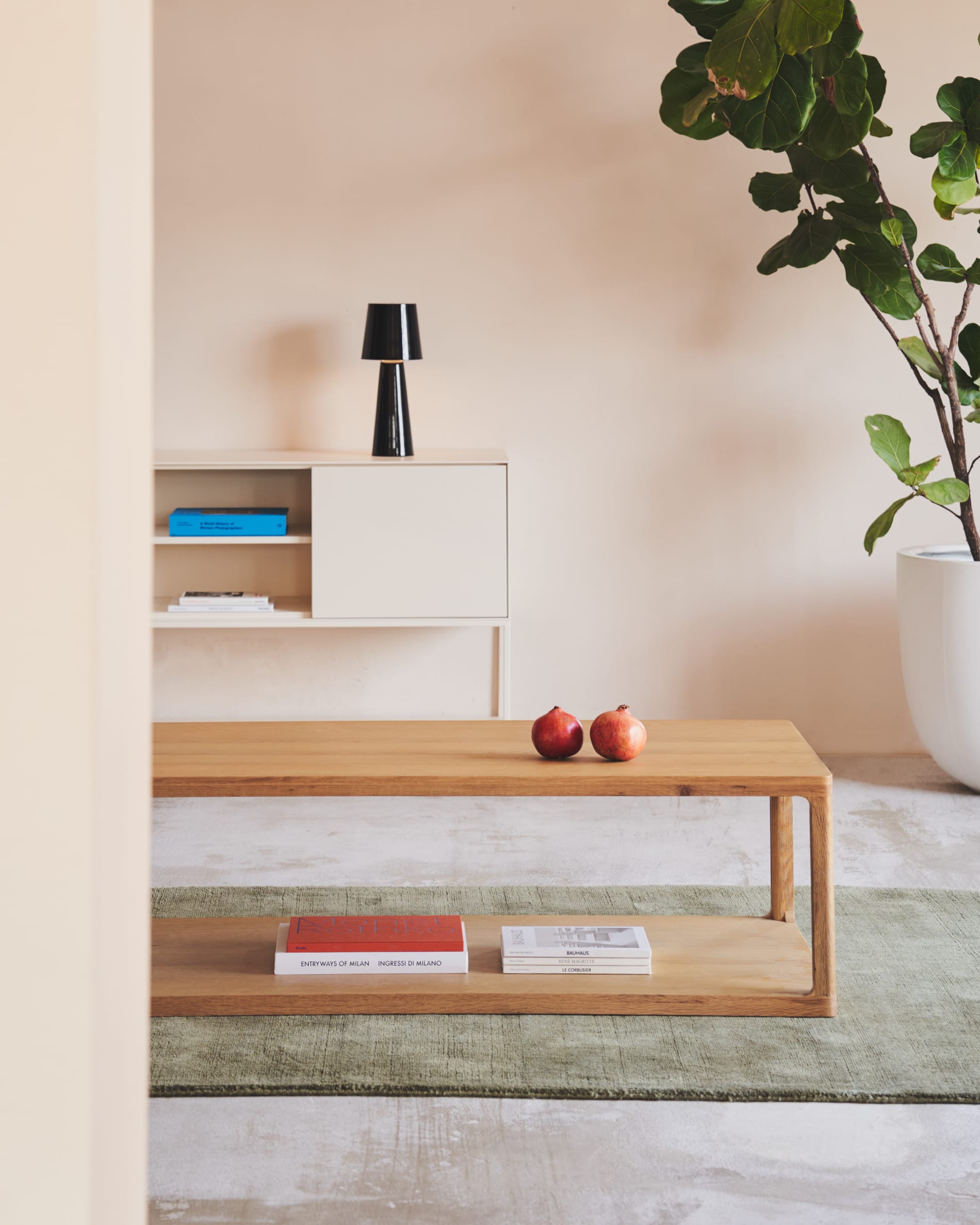 Eleganter Maymai Couchtisch aus hochwertigem Eichenholz, 140 x 65 cm, von Kave Home – stilvoll und funktional für Ihr Zuhause.