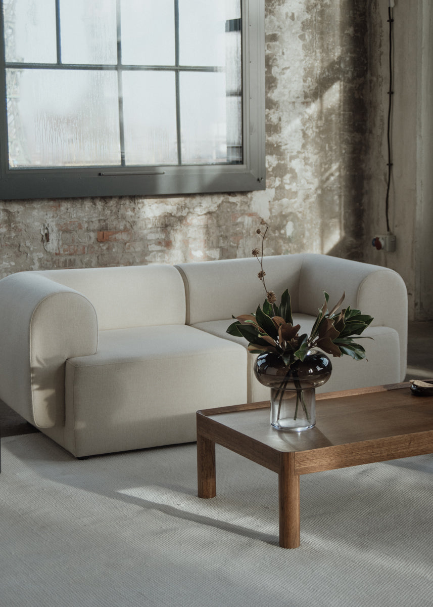 Stilvoller Beistelltisch Inset ISTS1166 von Tamo, ideal für zeitgemäße Wohnräume, vereint Design und praktische Nutzung in einem.