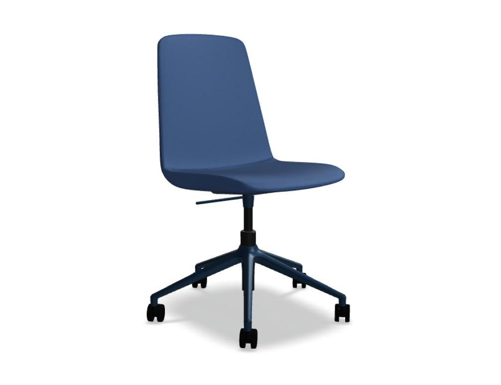 Ulti UKP22 - Stuhl mit Höhenverstellung in Blau präsentiert im Onlineshop von KAQTU Design AG. Dreh-Schalenstuhl mit Rollen ist von Mdd