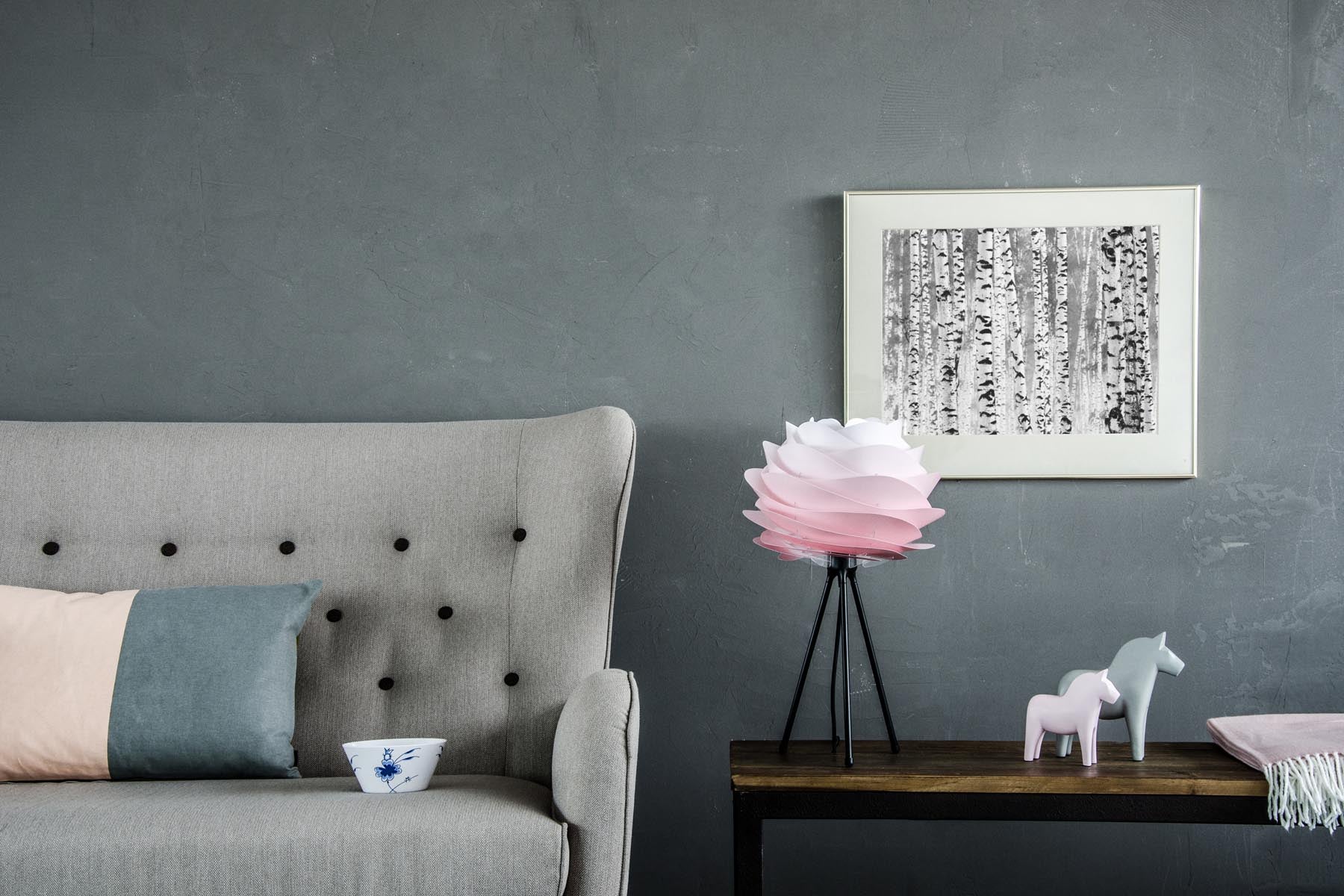 Carmina Lampenschirm in Rose präsentiert im Onlineshop von KAQTU Design AG. Lampenschirm ist von Umage