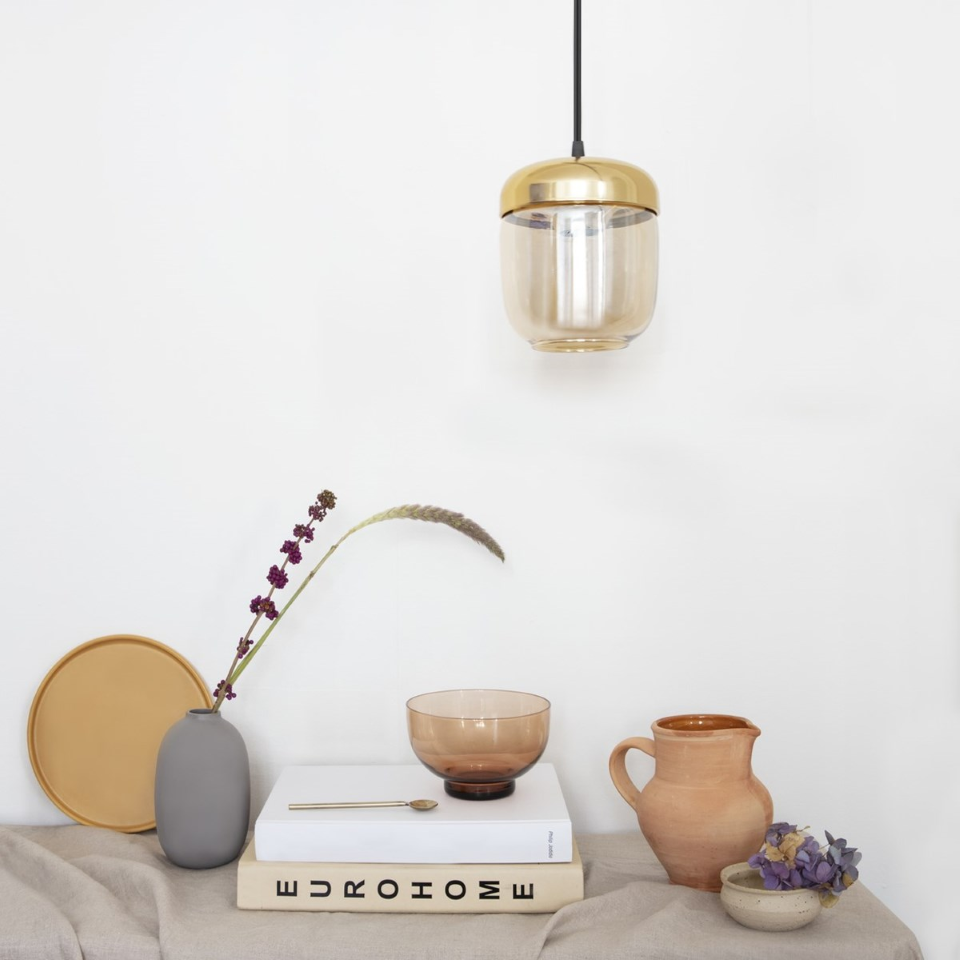 Acorn Lampenschirm in Amber Brass präsentiert im Onlineshop von KAQTU Design AG. Lampenschirm ist von Umage