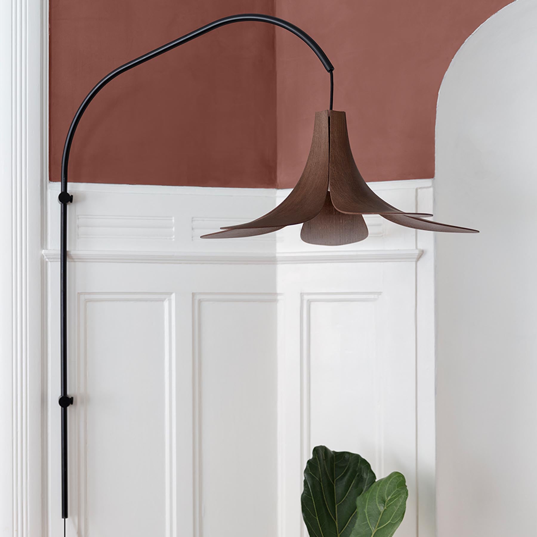 Eleganter Jazz Lampenschirm in dunkler Eiche, ideal für stilvolle Beleuchtung und moderne Wohnräume, erhältlich bei KAQTU Design AG.