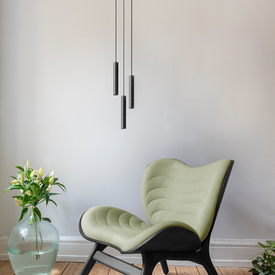 Chimes 3er Gruppe Lampenschirm in Black Oak präsentiert im Onlineshop von KAQTU Design AG. Pendelleuchte ist von Umage