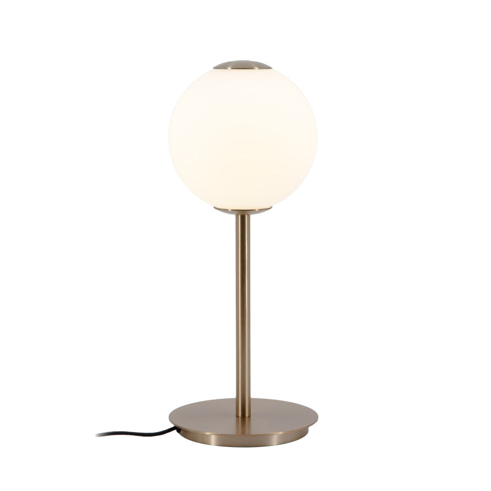 Audrey Tischlampe in Brass präsentiert im Onlineshop von KAQTU Design AG. Tischleuchte ist von Umage