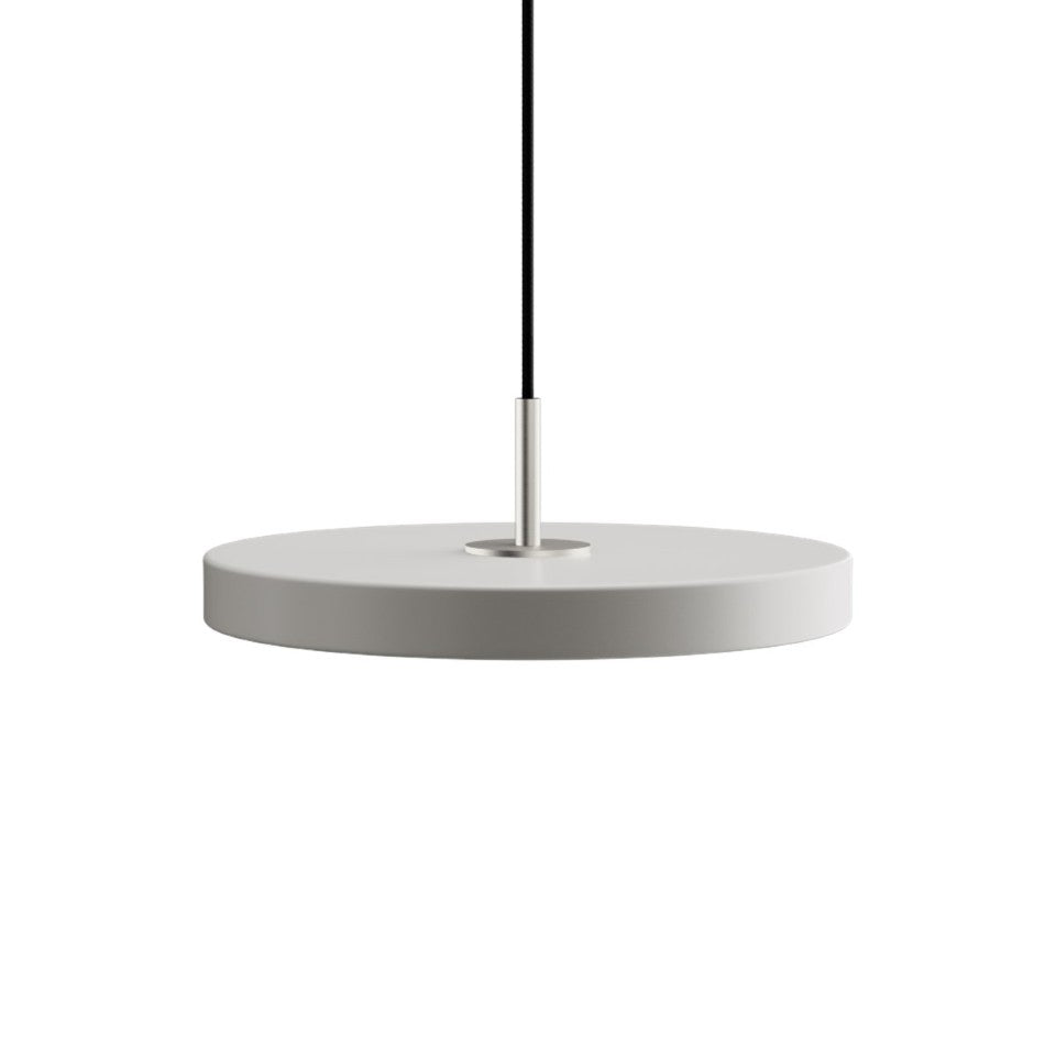 Elegante Asteria Plus Mini Pendellampe von Umage, ideal für stilvolle Beleuchtung und moderne Akzente in Wohnräumen.