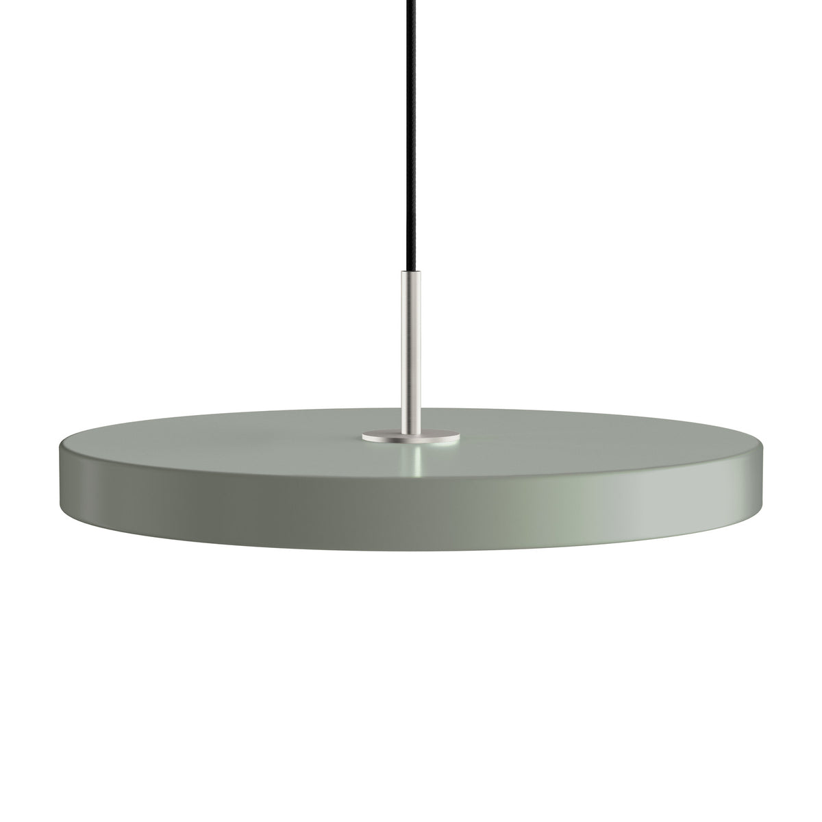 Asteria Plus Medium Pendellampe in Nuance Olive präsentiert im Onlineshop von KAQTU Design AG. Pendelleuchte ist von Umage