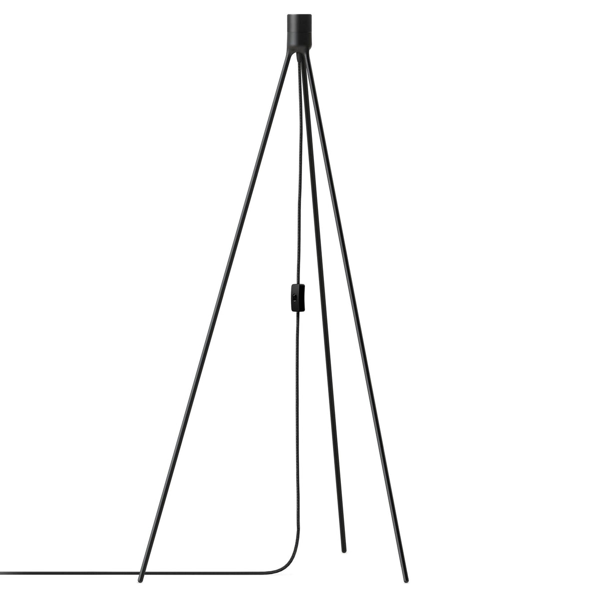 Tripod 3m Kabel in Black präsentiert im Onlineshop von KAQTU Design AG. Lampenständer ist von Umage