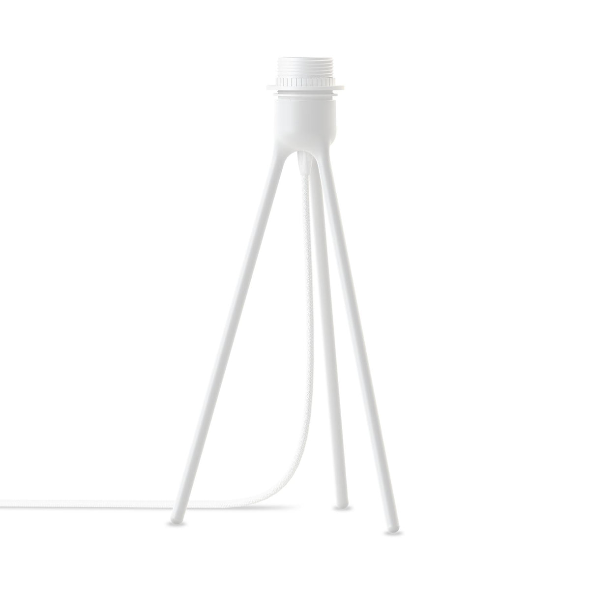 Tisch Tripod in White präsentiert im Onlineshop von KAQTU Design AG. Lampenständer ist von Umage