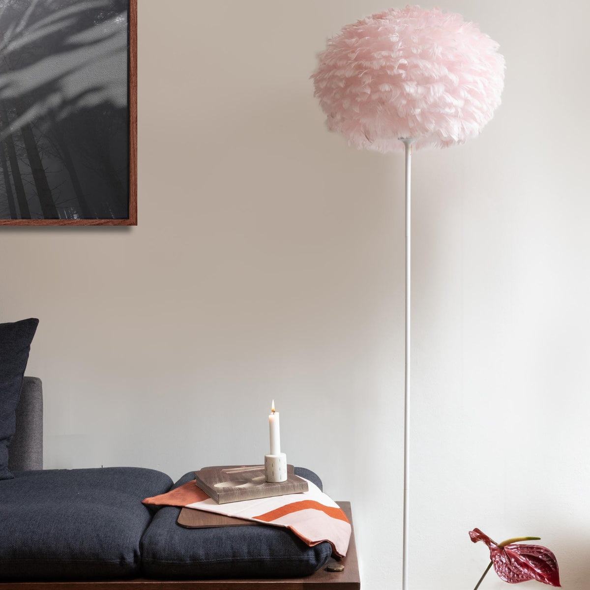 Santé Stehleuchte in White präsentiert im Onlineshop von KAQTU Design AG. Lampenständer ist von Umage