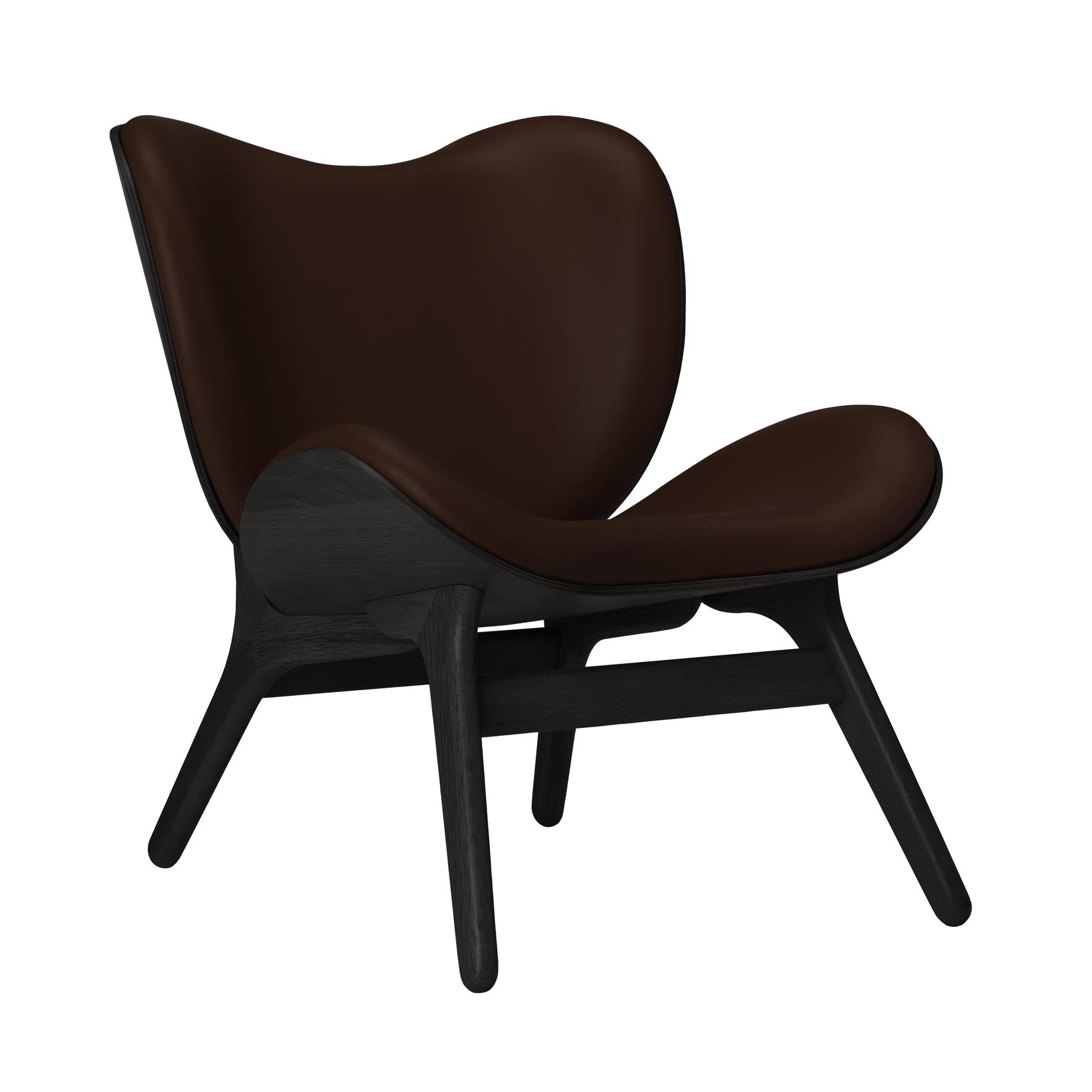 Eleganter Low Sessel A Conversation Piece von Umage, ideal für entspannte Momente und stilvolle Einrichtungselemente.