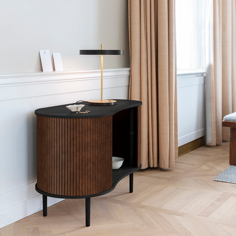 Audacious Kommode in Hazelnut präsentiert im Onlineshop von KAQTU Design AG. Kommode ist von Umage