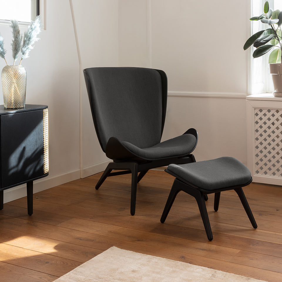 The Reader Ottoman in Shadow präsentiert im Onlineshop von KAQTU Design AG. Ottoman ist von Umage